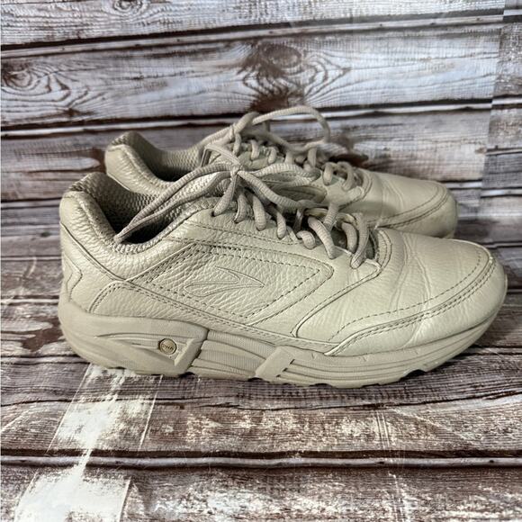 Brooks Addiction Walker Shoes Size 8.5 8-1/2 tan - Picture 1 of 6